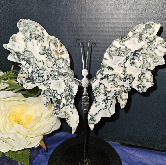 Moss Agate Butterfly Carving 🦋 - Picture 1 of 5